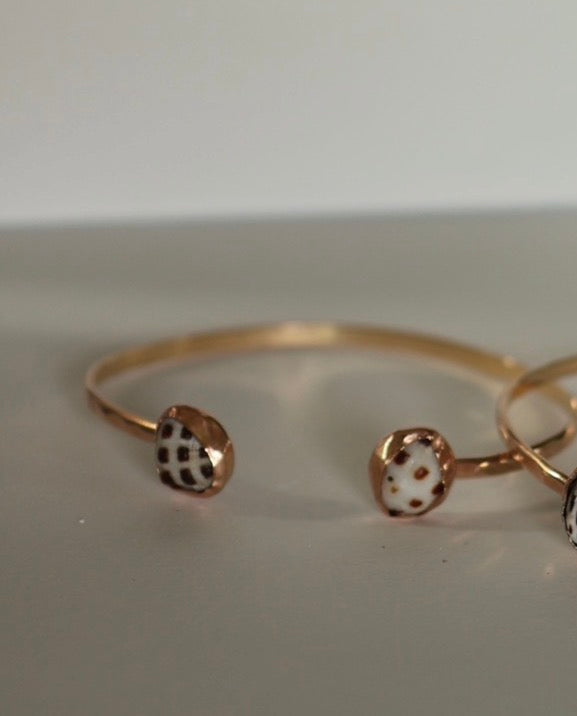 Bezel Shell Cuff