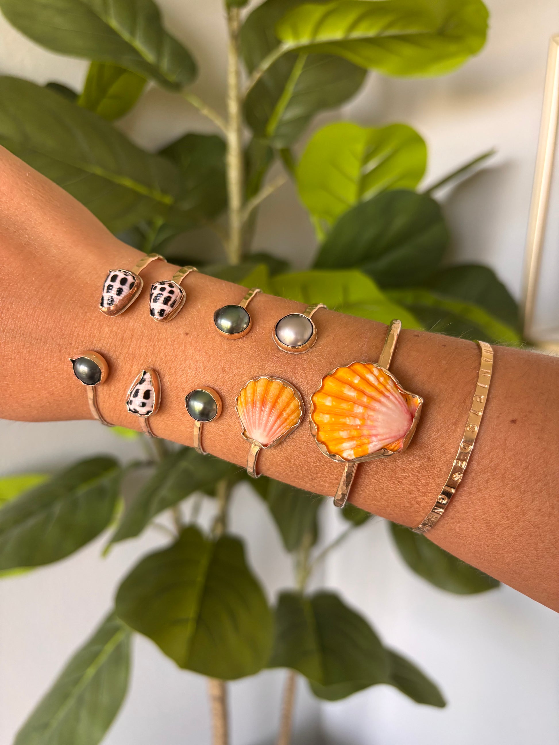 Single Sunny bezel Cuff