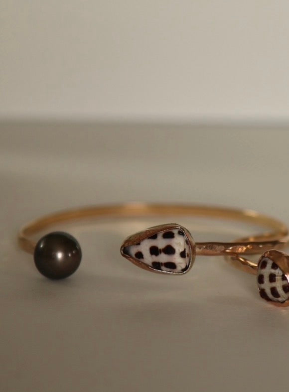 Tahitian Hebrew Bezel Cuff
