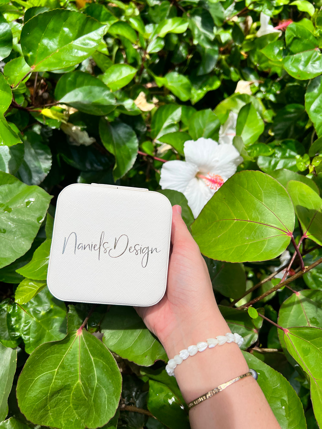 Naniels Design Travel pack